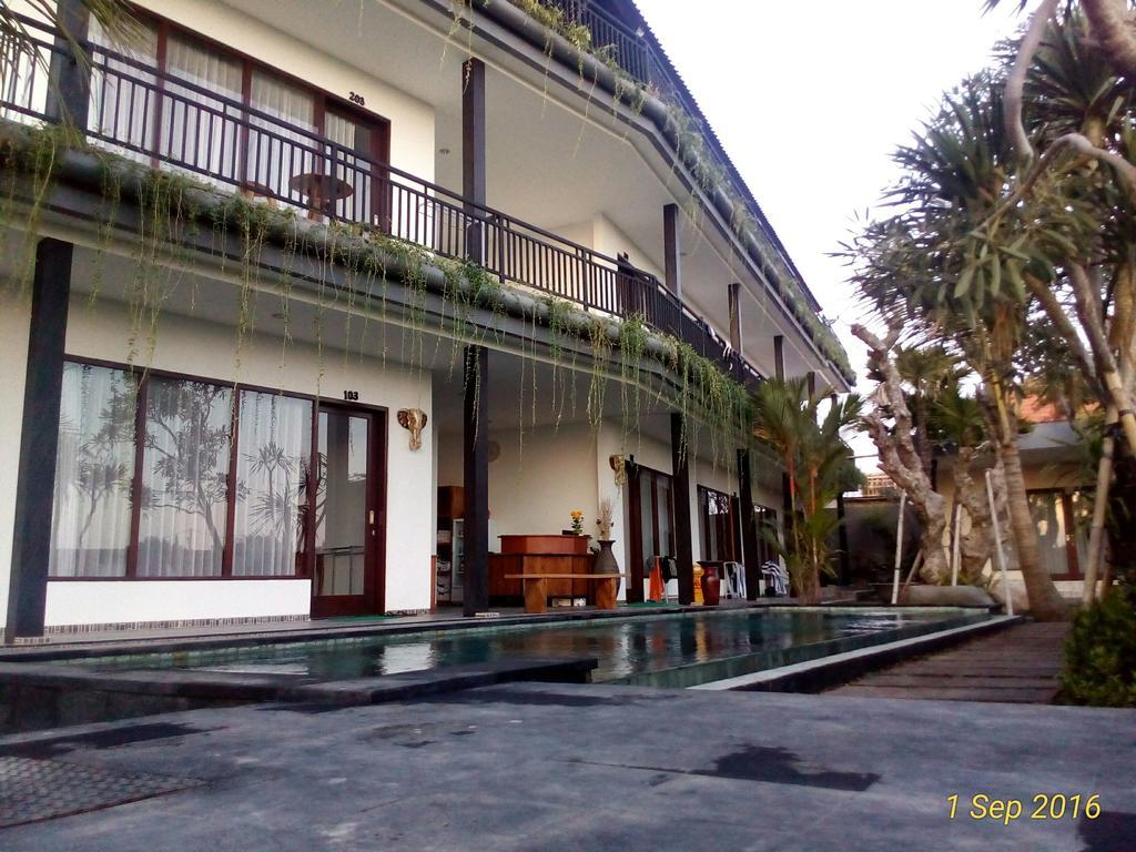 Grandpa Guest House Canggu Zewnętrze zdjęcie