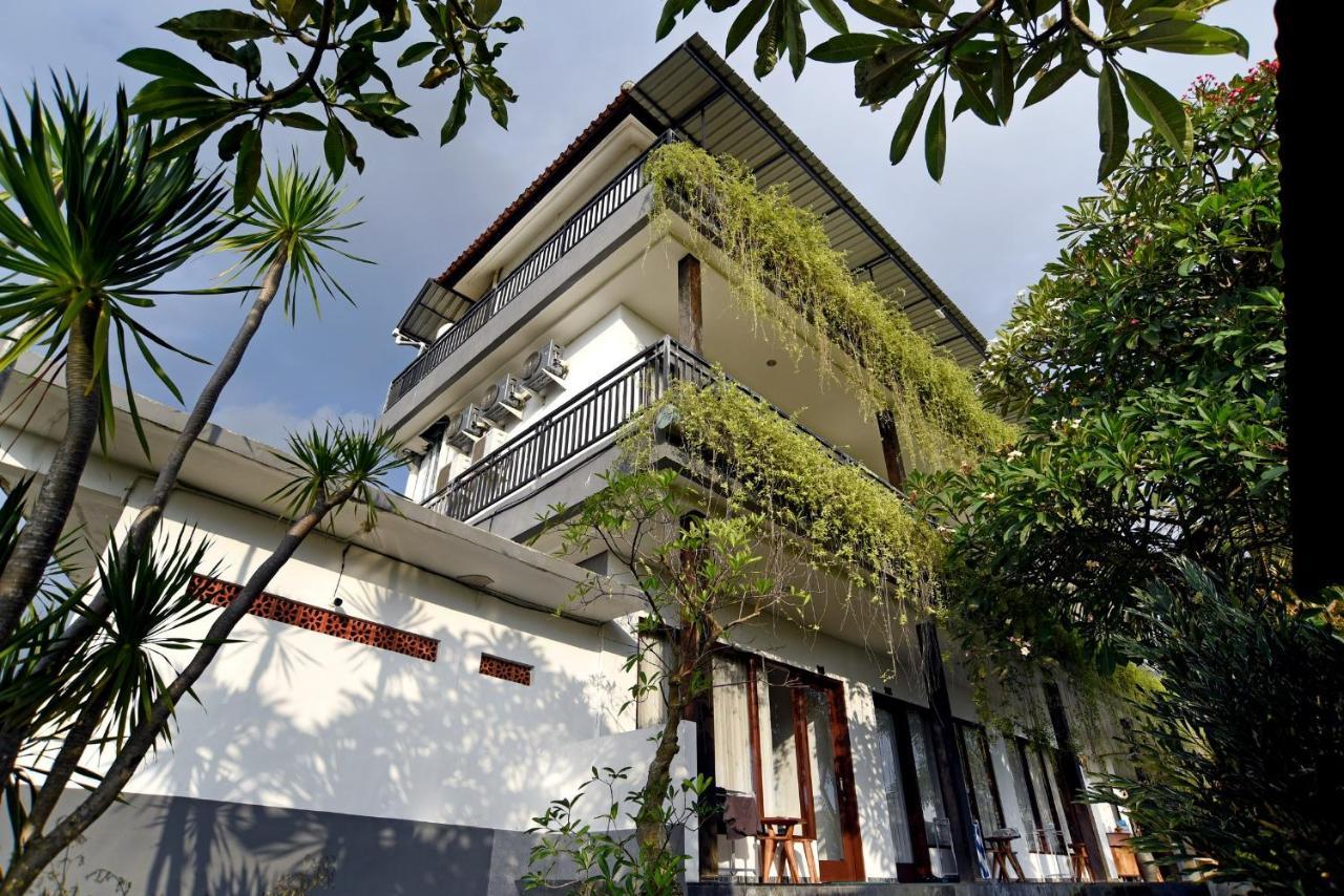 Grandpa Guest House Canggu Zewnętrze zdjęcie